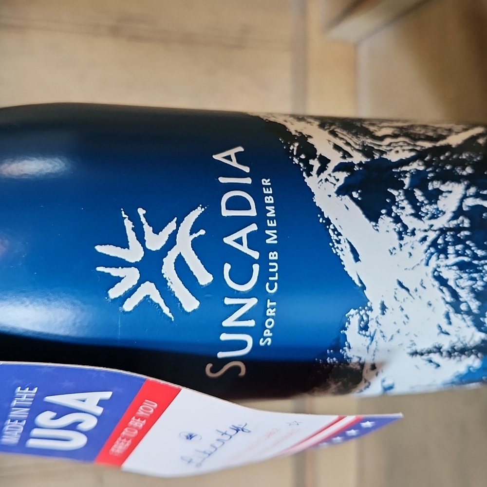 Liberty Free to Be You Suncadia Sports Club Member Water Bottle - Picture 2 of 11